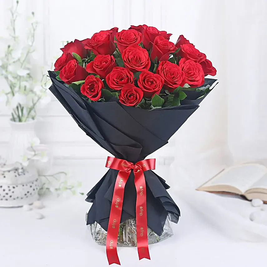love-forever-red-rose-bouquet_1